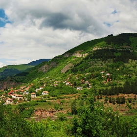 Край Искъра 3