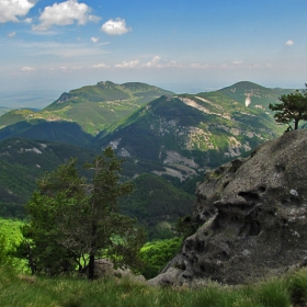 От Караджов камък