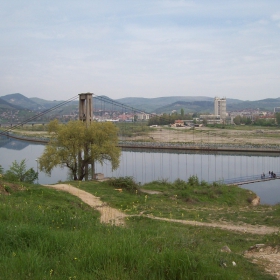 Там, където Родопите се оглеждат във водното си огледало :)