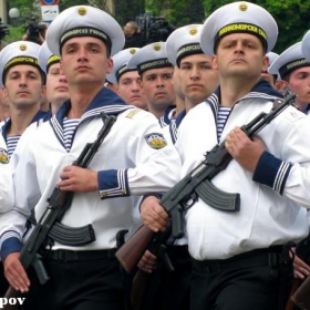 Нека да дадем на Родината слава. Честта да остане за Вас(10)