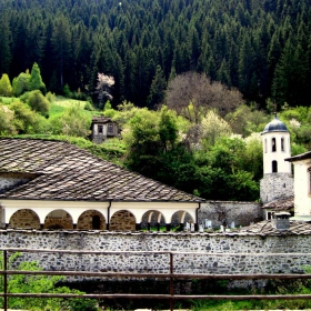 В очакване камбаната да бие