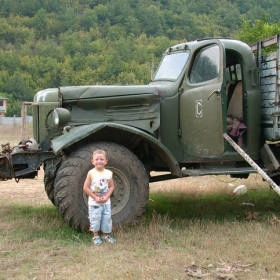 Млад палеонтолог