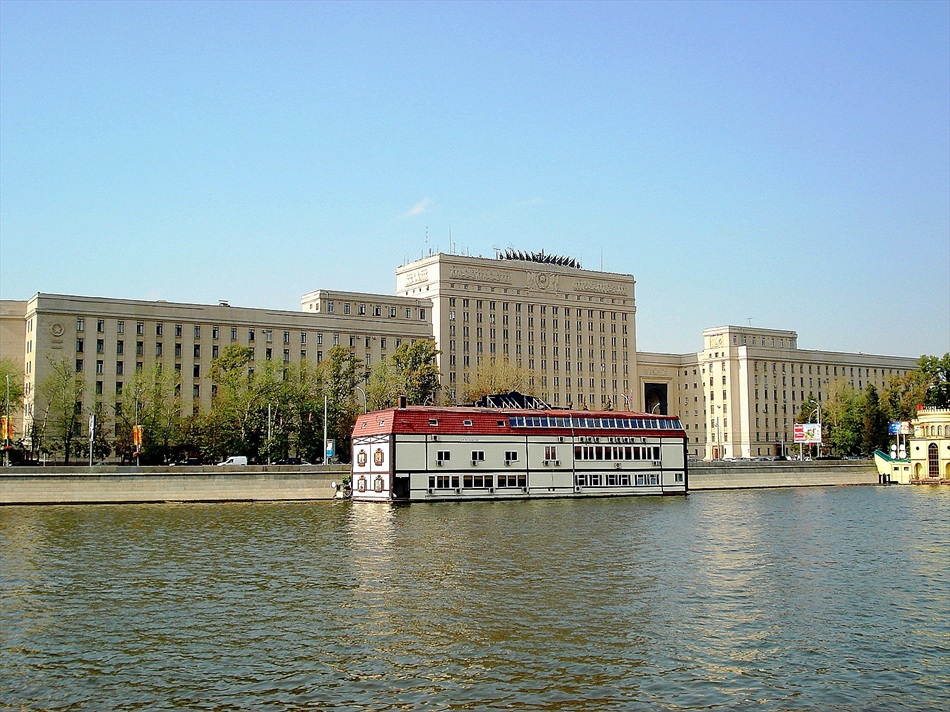На разходка по Москва-река.......