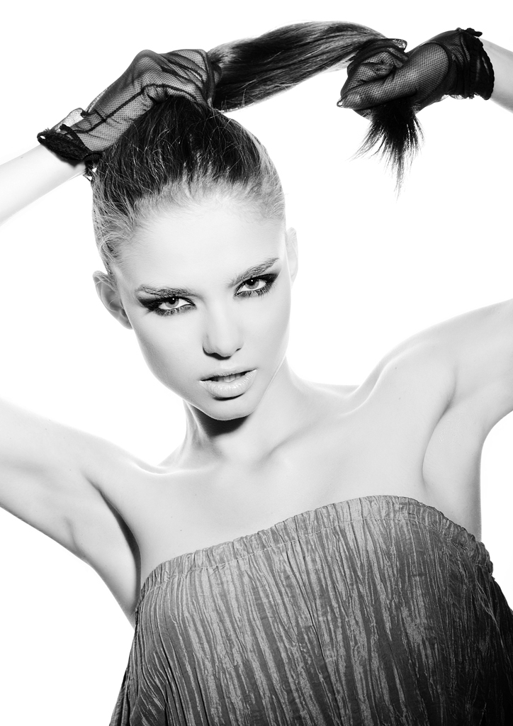 Vania Bileva - Ivet Fashion