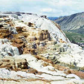 TRAVERTIN STEPS - MAMMOTH PARK US