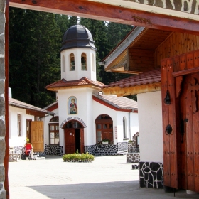 Църква 