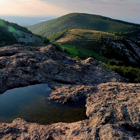 През девет планини в десета....