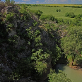 Хотнишки водопад-поглед от горната тераса