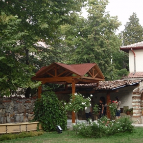Костницата