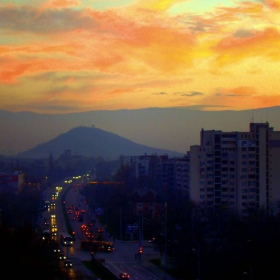 От балкона