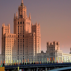 Высотка на Котельнической набережной - Москва