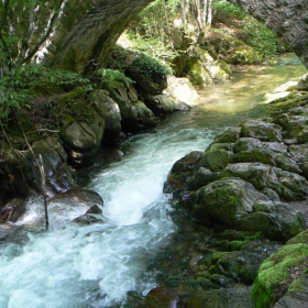 Малко водопадче