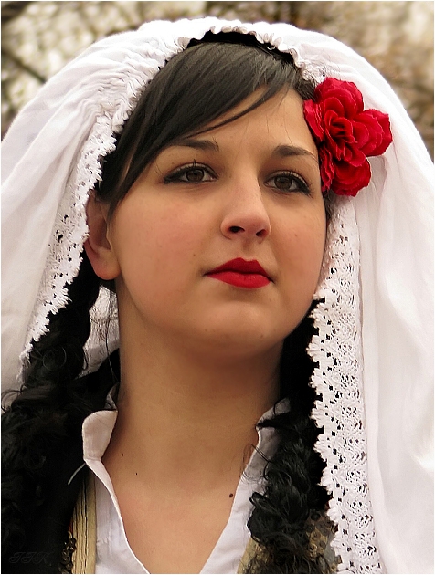 Празнични лица-  Сурва 2011