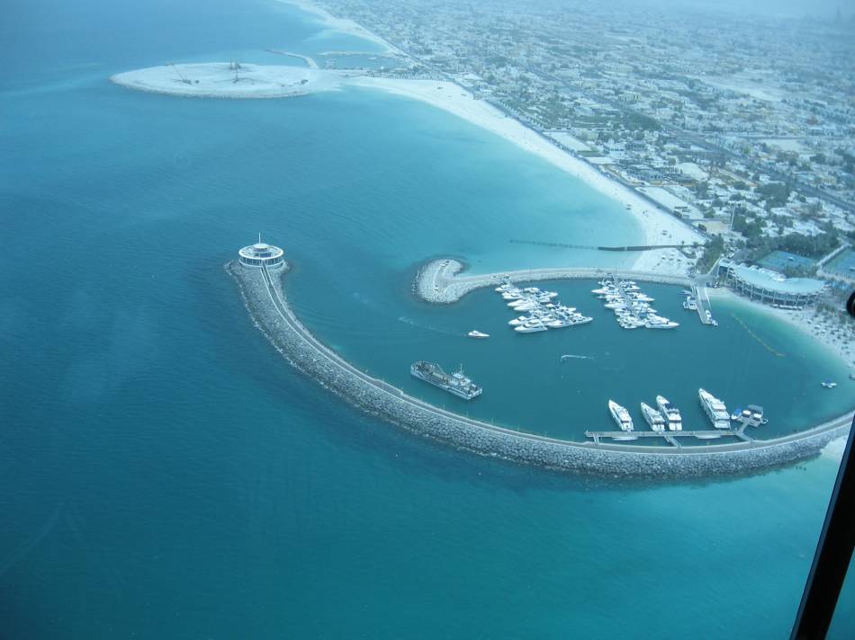 Dubai ot visoko