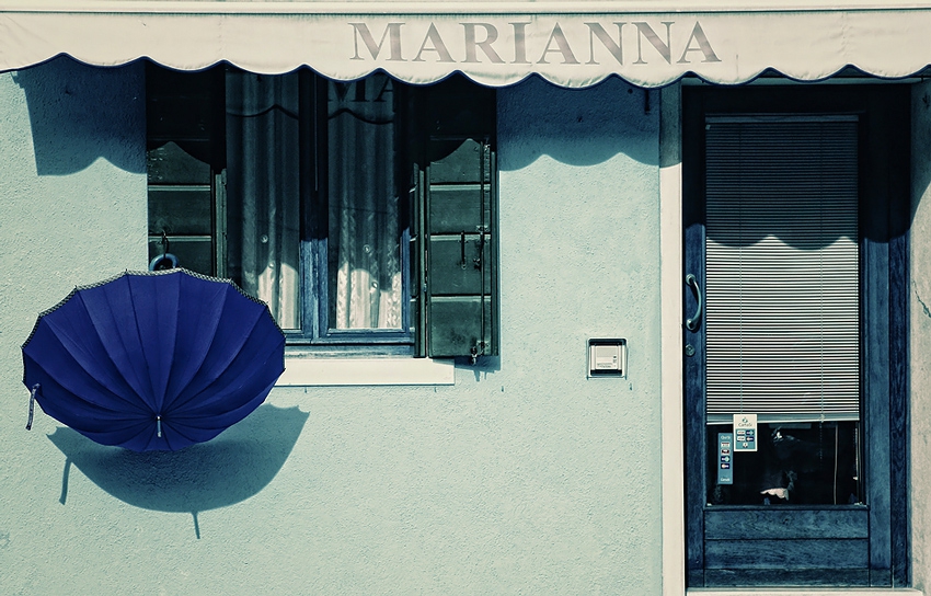 -MARIANNA-