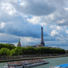 Sous le ciel de Paris