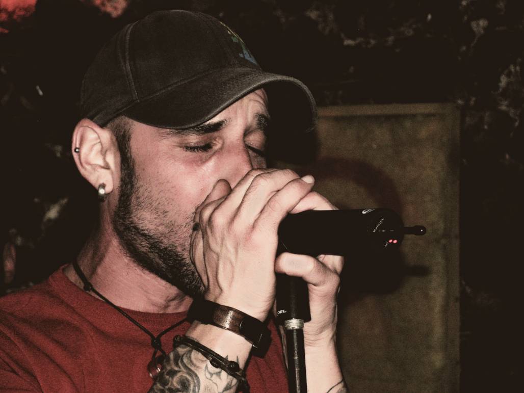 \m/