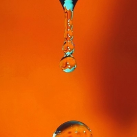 вода...