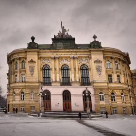 Politechnika Warszawska - вън