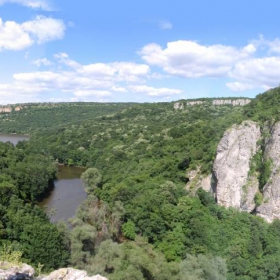 Панорама от Емен (България) - прилича на Амазонската джунгла