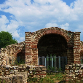 Mелник