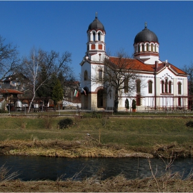 Храм паметник Св. Св Кирил и Методи