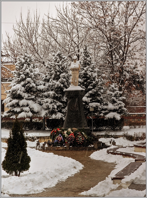 03.03.2011... Паметникът на Булаирци