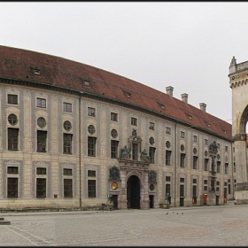 Фелдхернхале, Feldherrnhalle