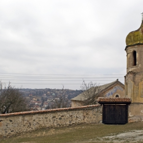 Старата църква в село Голема Раковица