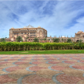 Седемзвездният хотел „The Emirates Palace”