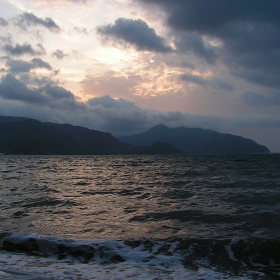 Развълнувано море