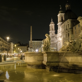 Navona