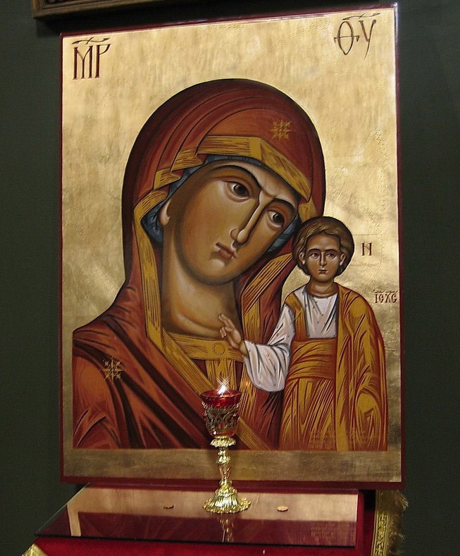 ,,Днес паля свещ и отново се моля...''