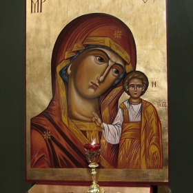 ,,Днес паля свещ и отново се моля...''