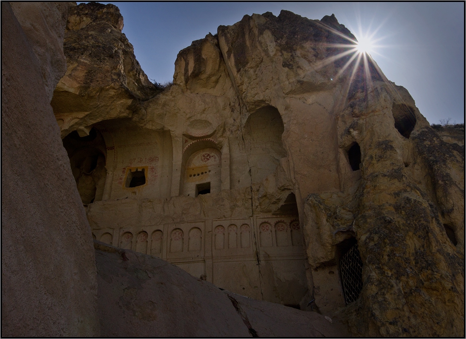 Karanlik Kilise