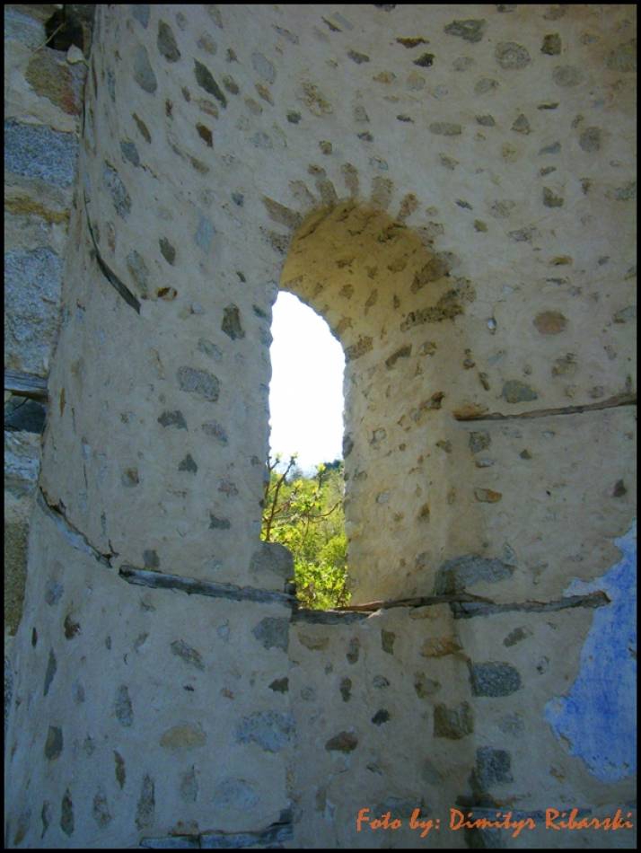 От Мелник