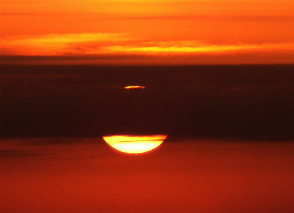 s u n