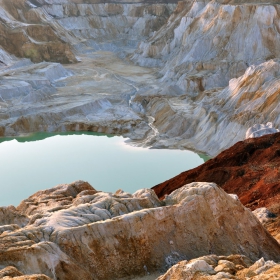 имало вода на Луната