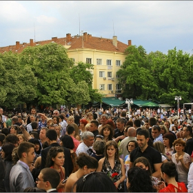 24 май 2011г - Абитуриентски балове...