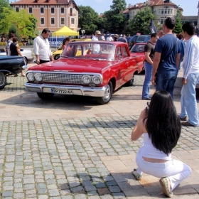 РЕТРО 1-АВТОМОБИЛА И ФОТОГРАФА
