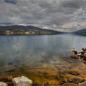 До водата