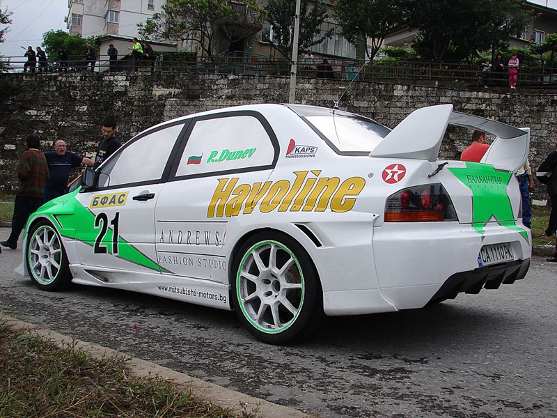 Mitsubishi Lancer Evolution IX [R. Dunev]