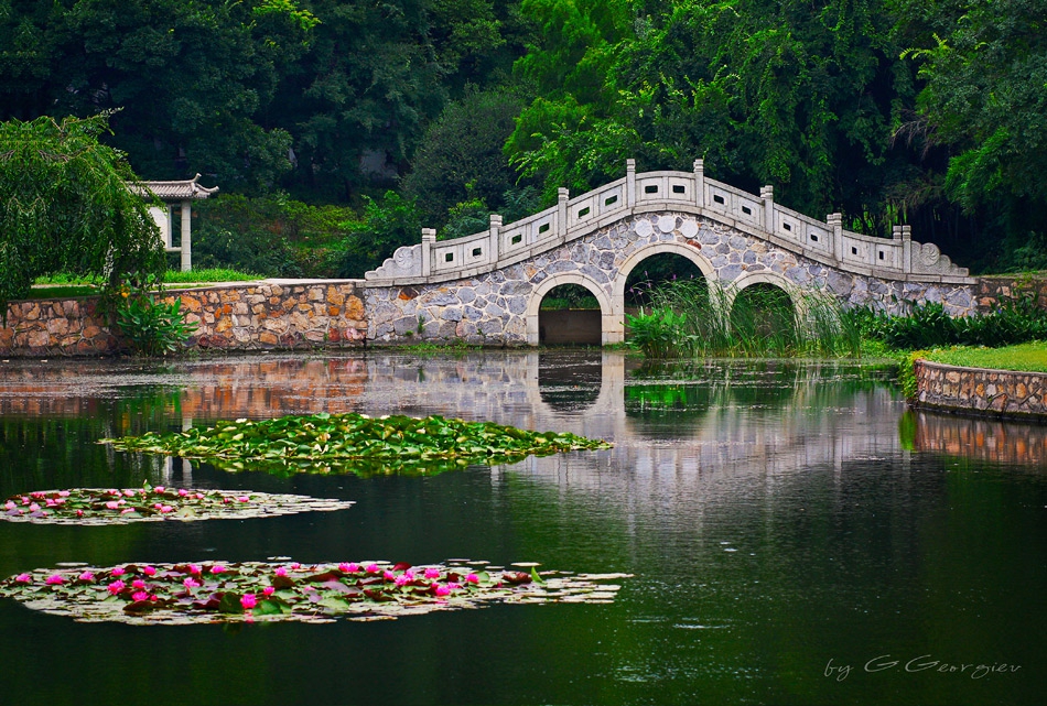 East Lake park- Wuhan (провинция Hubei)