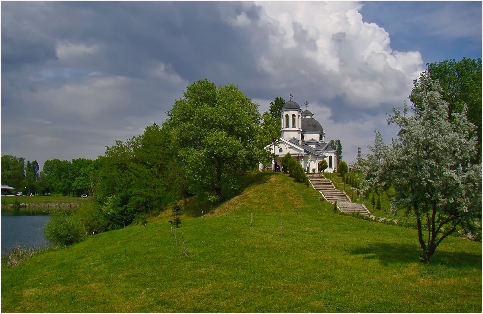край езерото