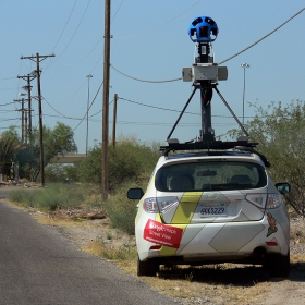 Google maps street view-car