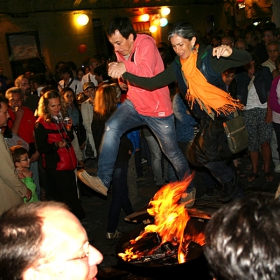 Bonfire в Сантяго де Компостела