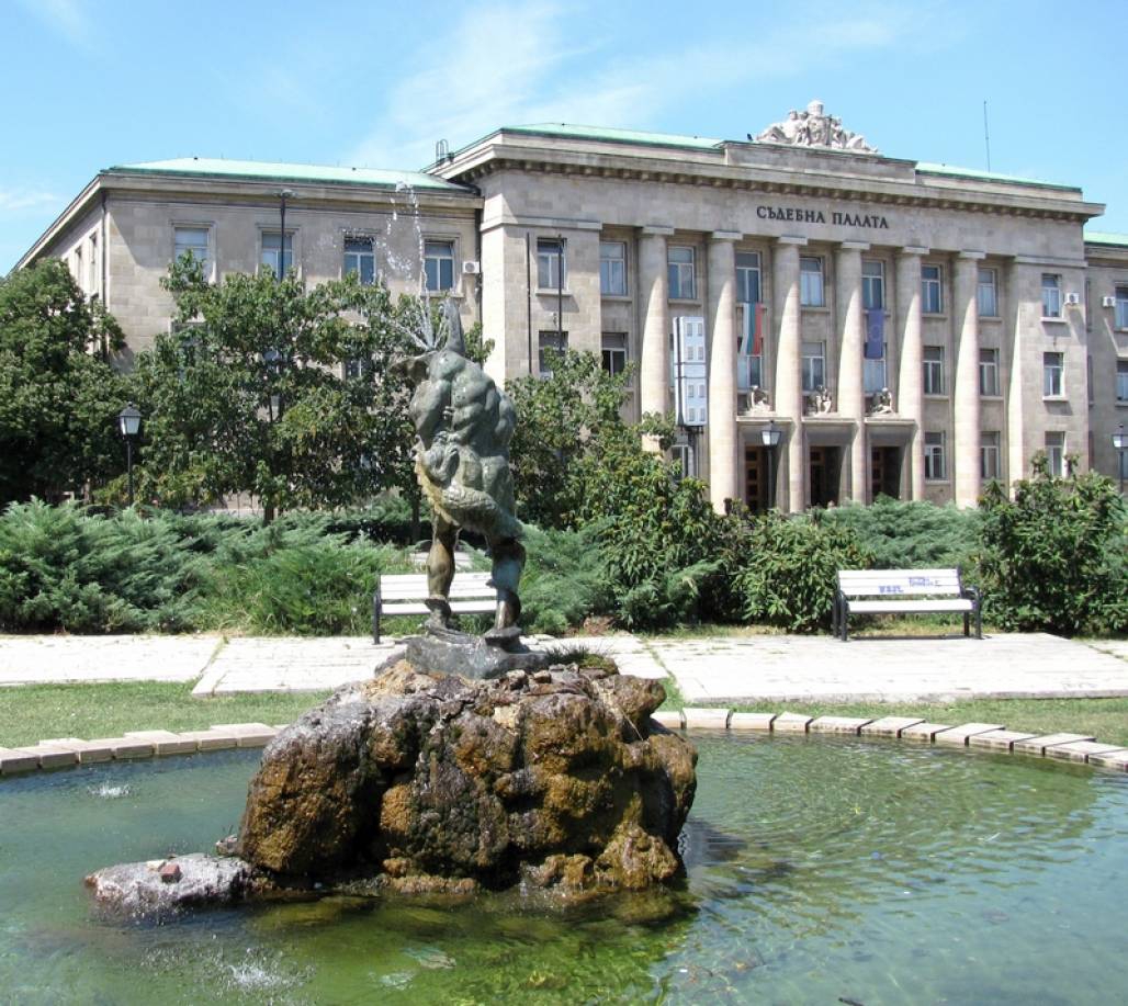 Съдебната палата – Русе/The imposing COURT HOUSE – Ruse/