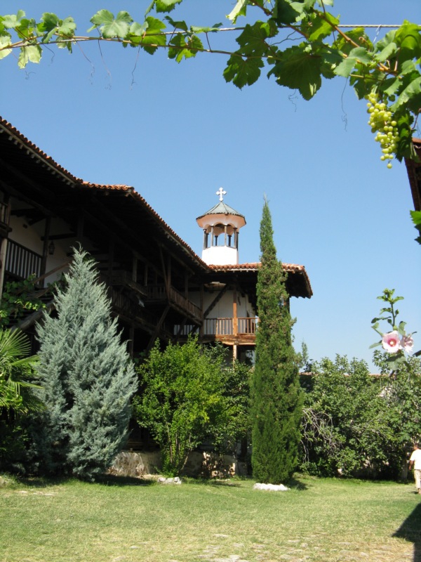 Rozhenski manastir