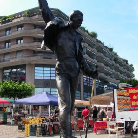 Паметник на Freddie Mercury