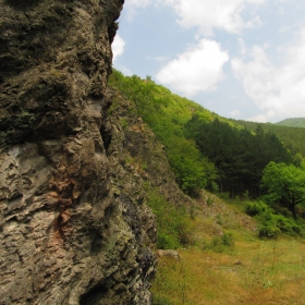 Вертикална граница